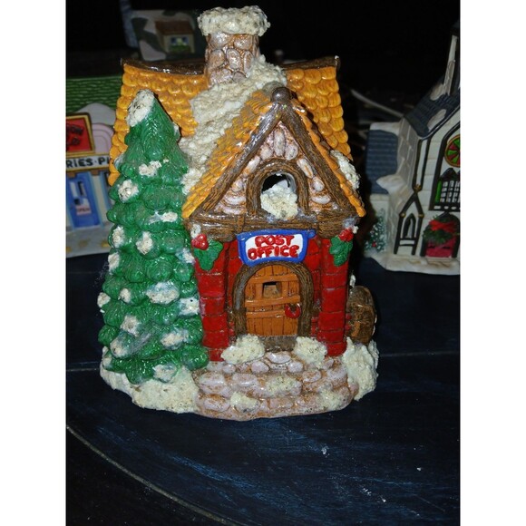 Christmas Village Post Office - Picture 1 of 1